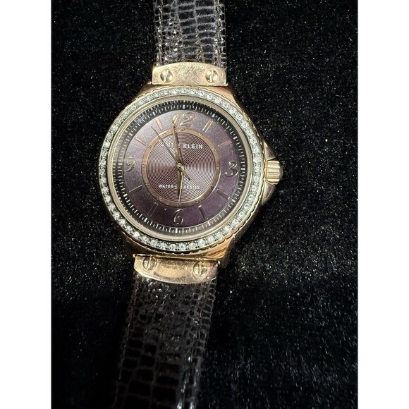 Anne Klein Women’s Quartz Watch Gold Tone Crystal Bezel Leather Strap New Batt main image 4